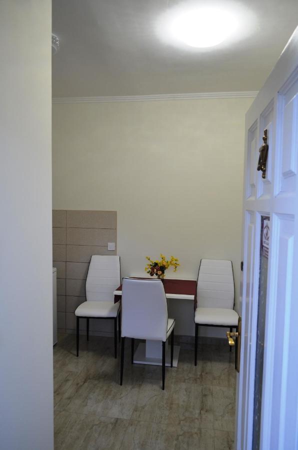 Henrietta Vendégház Hajdúszoboszló Extérieur photo